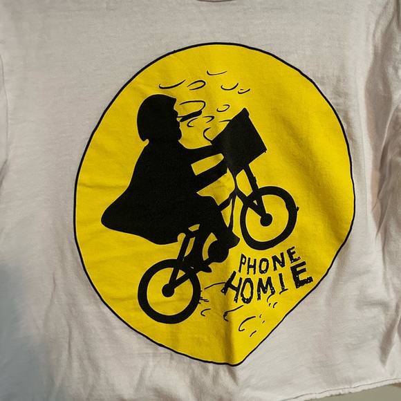 “Phone Homie” ET Humor Graphic Crop Top Women’s Size Medium Partners In Crime - Picture 2 of 5